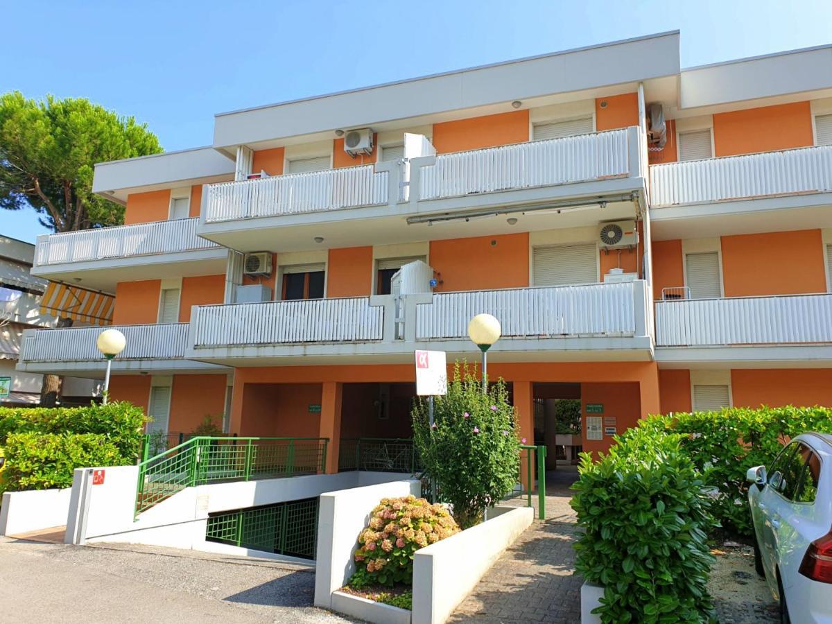 Albatros Apartment Bibione Exterior photo