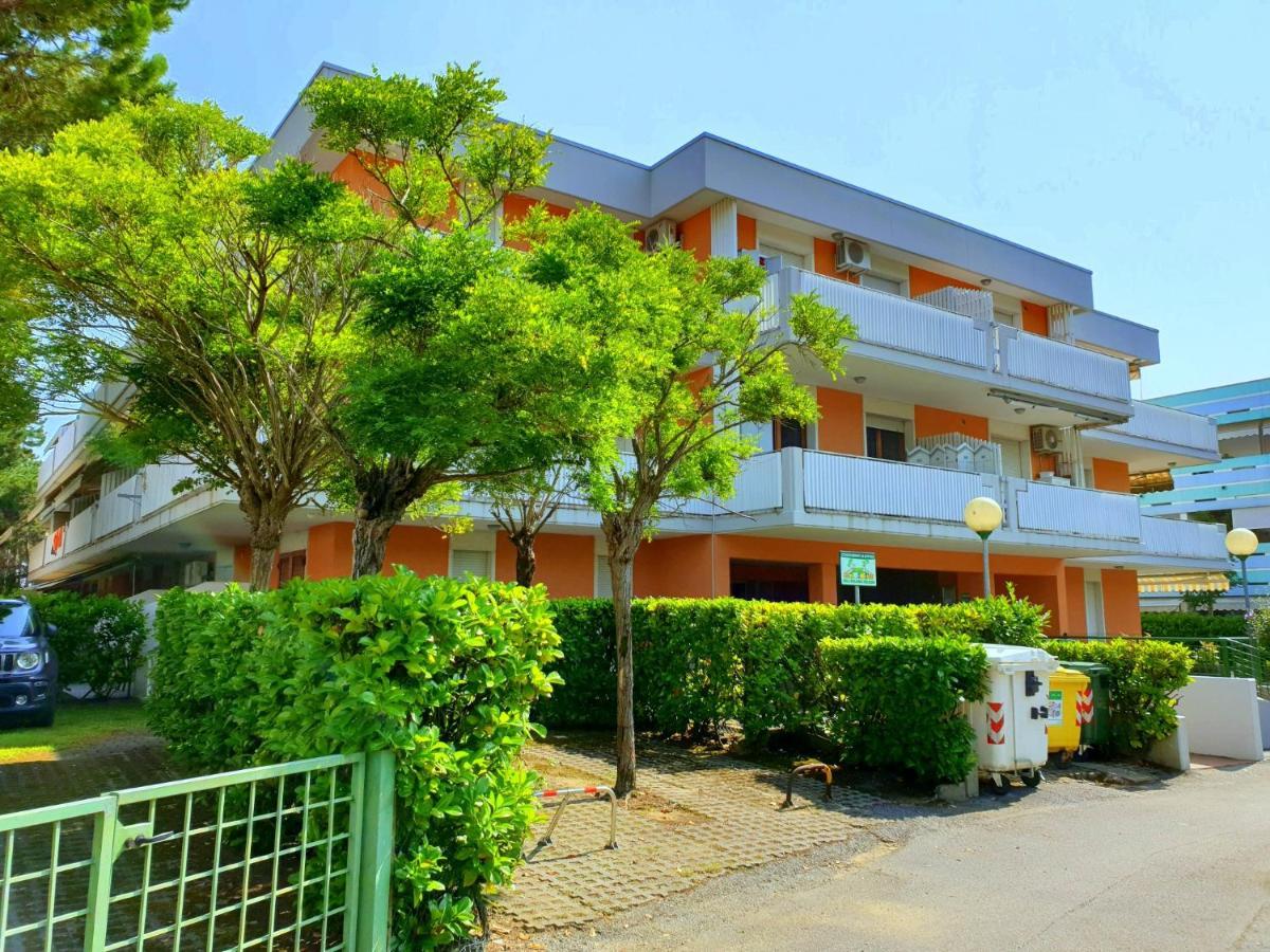 Albatros Apartment Bibione Exterior photo