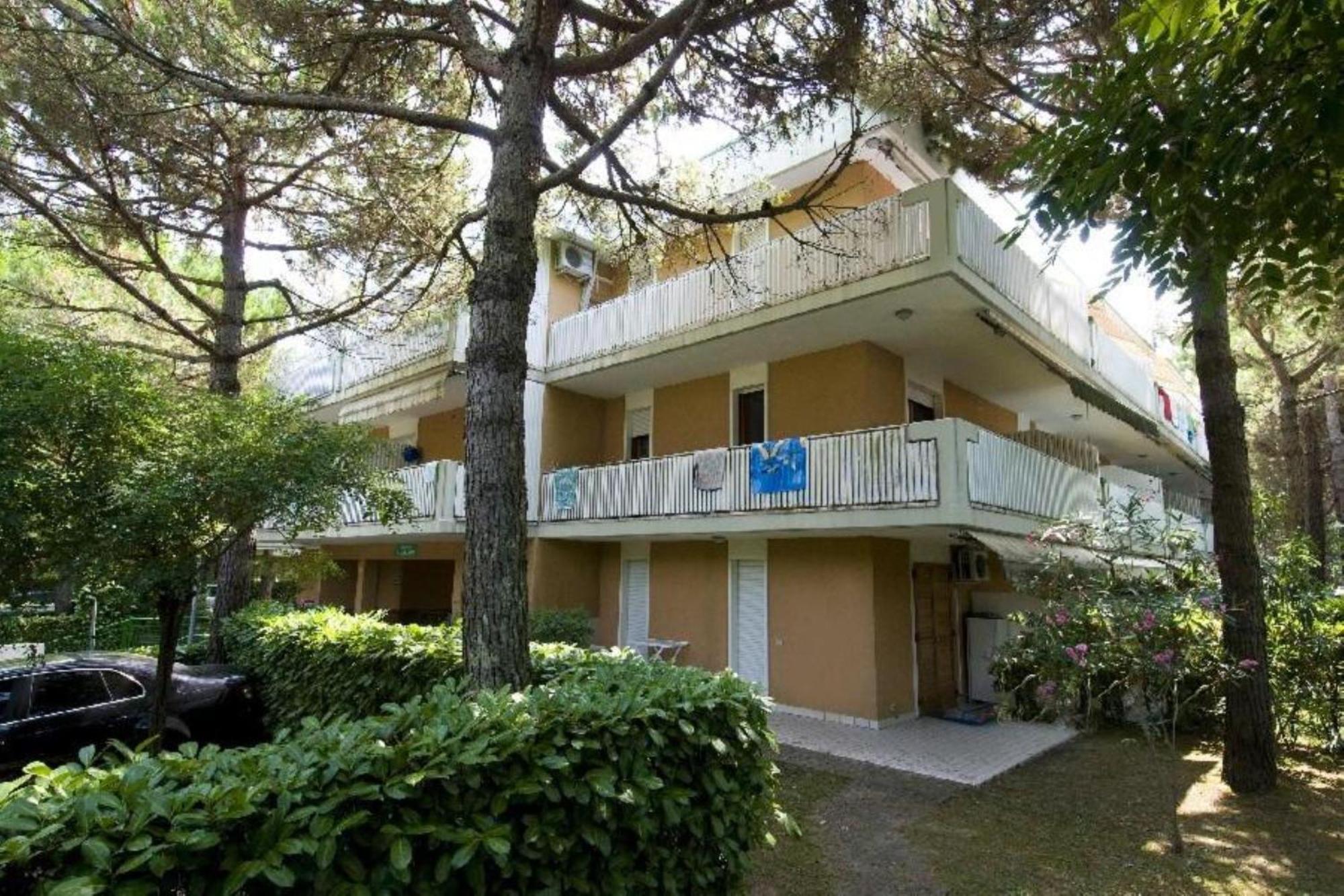 Albatros Apartment Bibione Exterior photo
